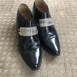 TOGA Pulla Black Oxfords with Silver Detail sz 37